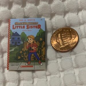Zuru Mini Brands Book Series 1 Scholastic Baby-Sitters Little Sister-Rare
